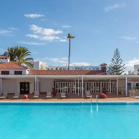 Sun Club Deluxe Terraza Y Piscina